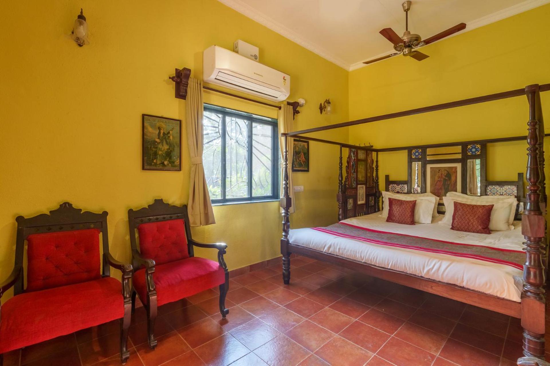 Vintage Estate - Lakeside Allure With Vintage Decor,A Plunge Pool & A Lawn Featuring A Charming Gazebo Karjat Extérieur photo